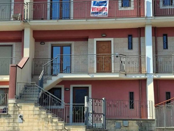 casa indipendente in vendita a Mercato San Severino