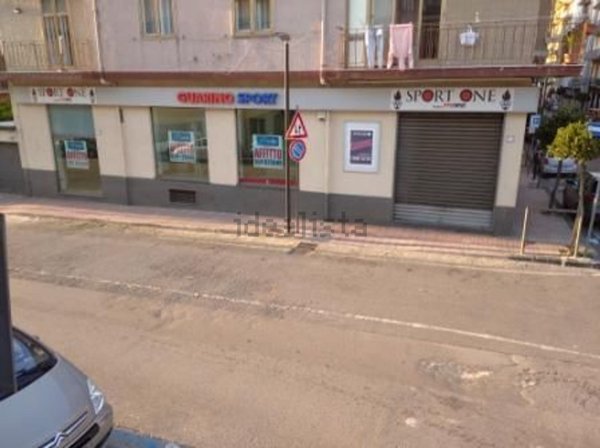 locale commerciale in vendita a Mercato San Severino