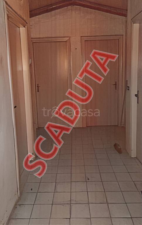 locale commerciale in vendita a Mercato San Severino