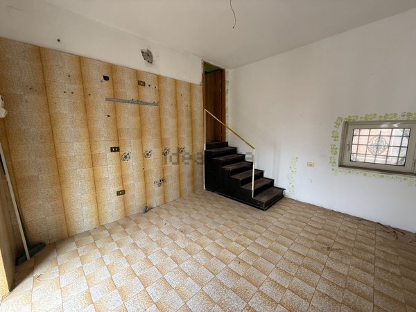 casa indipendente in vendita a Mercato San Severino in zona Ciorani