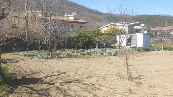 terreno agricolo in vendita a Mercato San Severino in zona Pandola