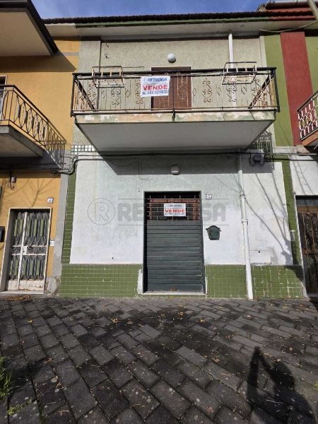 casa indipendente in vendita a Mercato San Severino in zona Piazza del Galdo