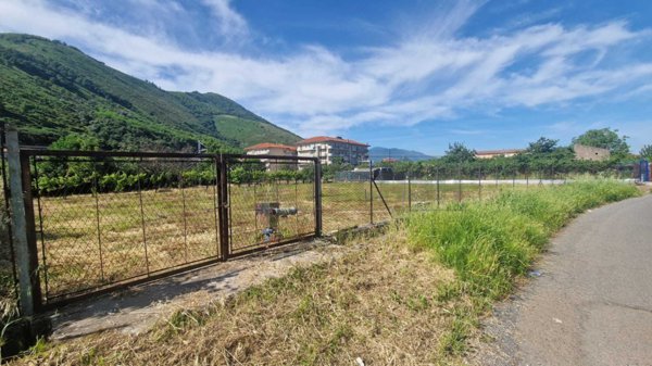 terreno agricolo in vendita a Mercato San Severino in zona Piazza del Galdo