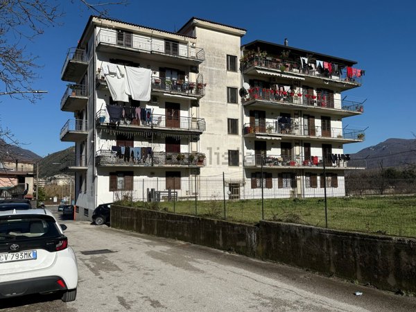 appartamento in vendita a Mercato San Severino in zona Curteri