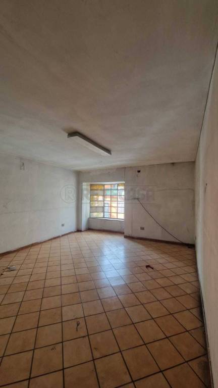 negozio in vendita a Mercato San Severino