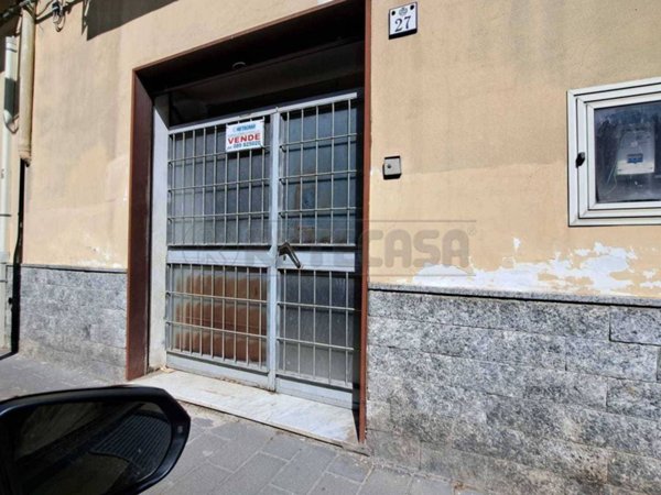 negozio in vendita a Mercato San Severino in zona Pandola