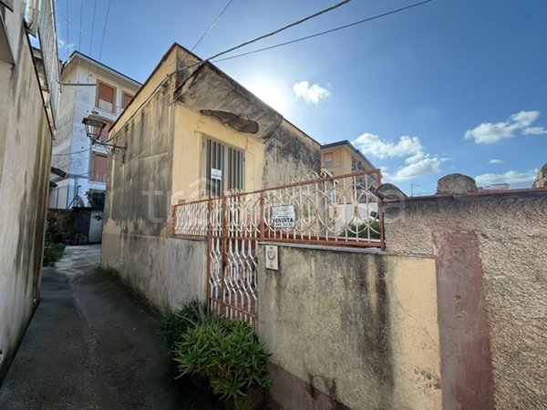 appartamento in vendita a Mercato San Severino in zona Pendino