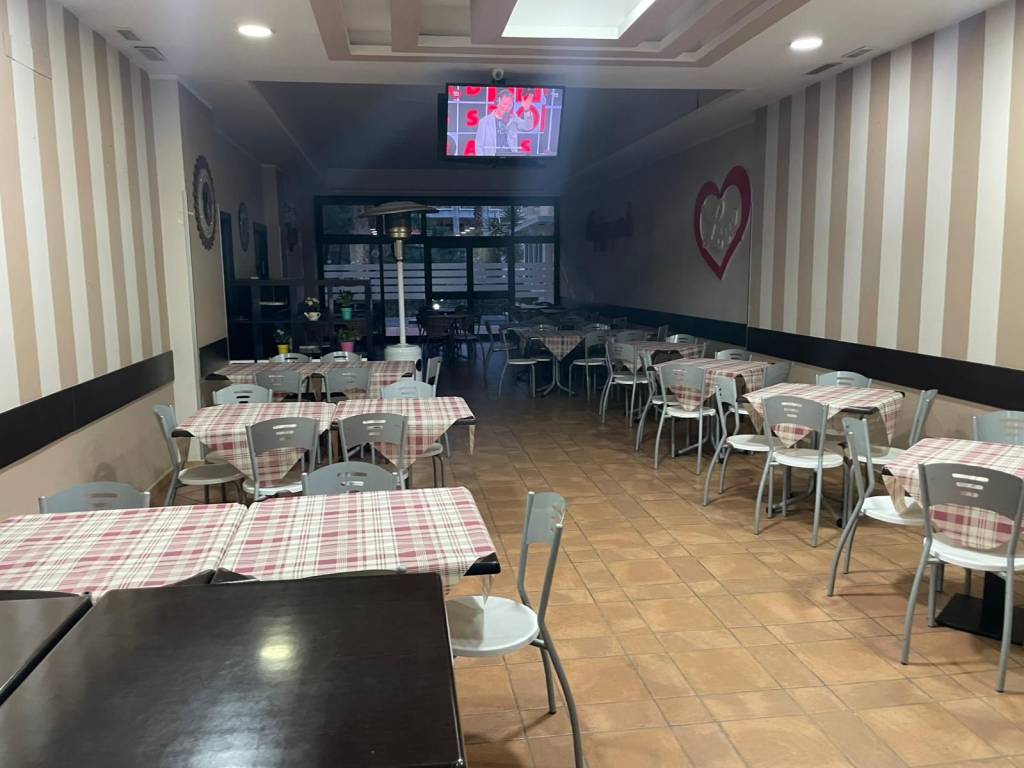 negozio in vendita a Mercato San Severino
