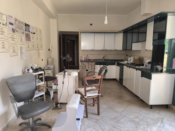 casa indipendente in vendita a Mercato San Severino in zona Ciorani