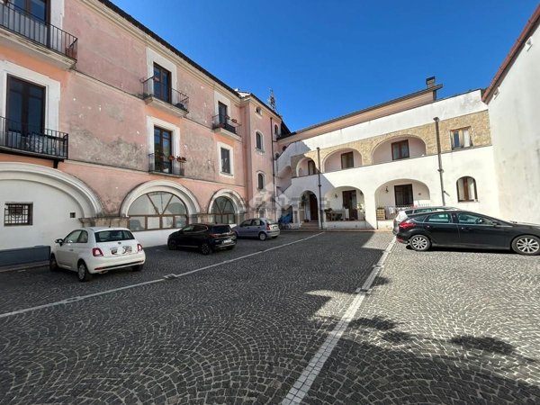 appartamento in vendita a Mercato San Severino in zona Pandola