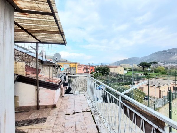 appartamento in vendita a Mercato San Severino in zona Pandola