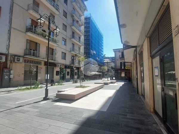 negozio in vendita a Mercato San Severino