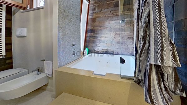 casa indipendente in vendita a Mercato San Severino in zona Sant'Eustachio