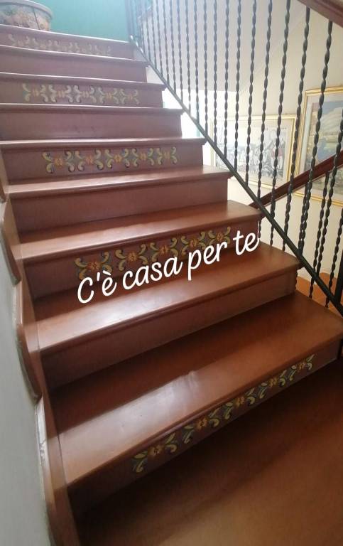 casa indipendente in vendita a Mercato San Severino in zona Sant'Eustachio