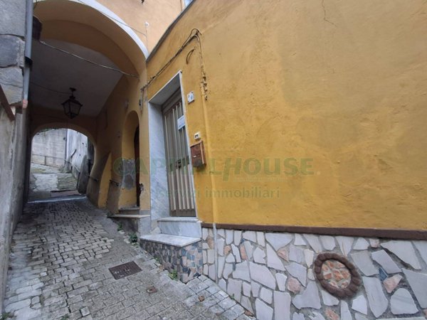 casa indipendente in vendita a Mercato San Severino in zona San Vincenzo