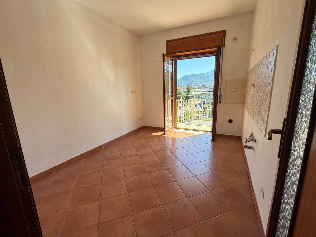 appartamento in vendita a Mercato San Severino in zona Curteri