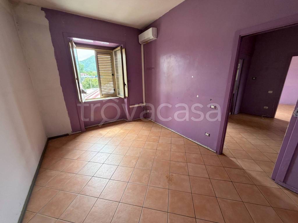 appartamento in vendita a Mercato San Severino in zona Curteri