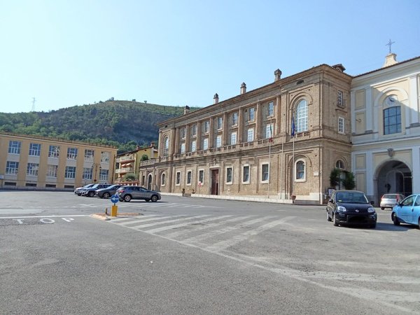 appartamento in vendita a Mercato San Severino in zona San Vincenzo