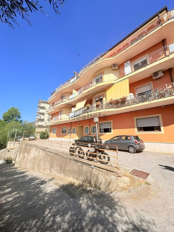 appartamento in vendita a Mercato San Severino in zona San Vincenzo