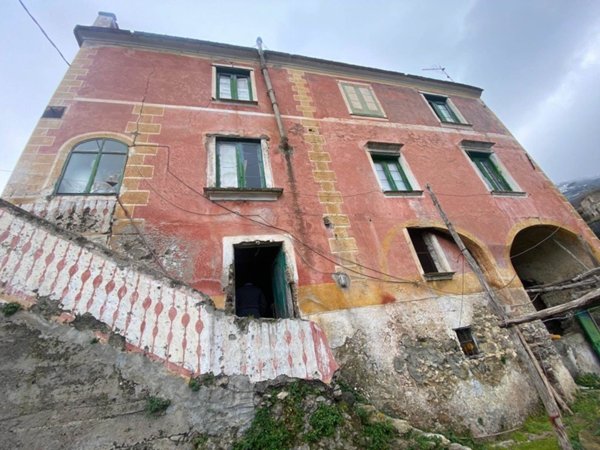 casa indipendente in vendita a Minori