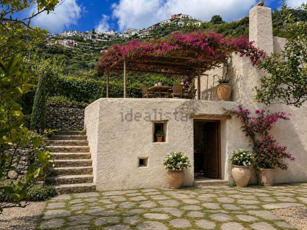 casa indipendente in vendita a Minori