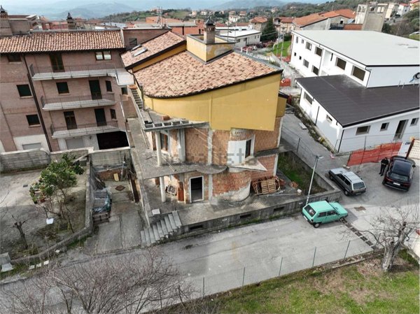 casa indipendente in vendita a Moio della Civitella
