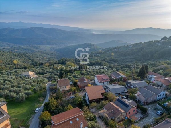 appartamento in vendita a Moio della Civitella