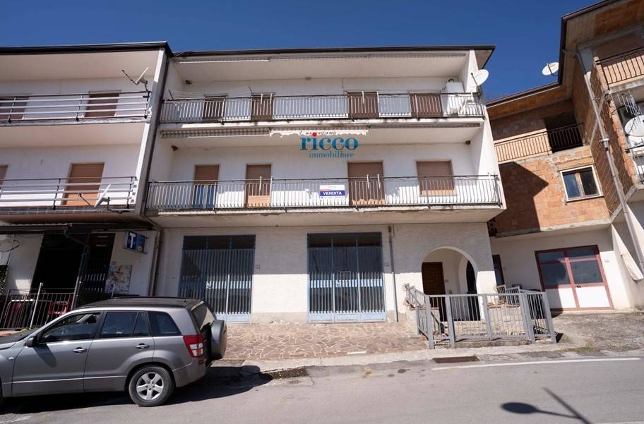 appartamento in vendita a Montano Antilia in zona Abatemarco