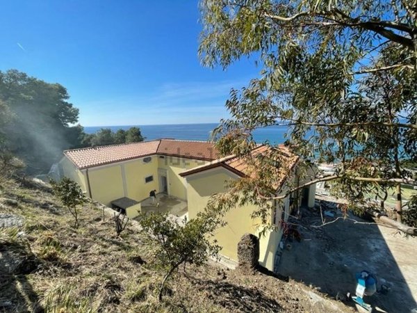 appartamento in vendita a Montecorice in zona Agnone