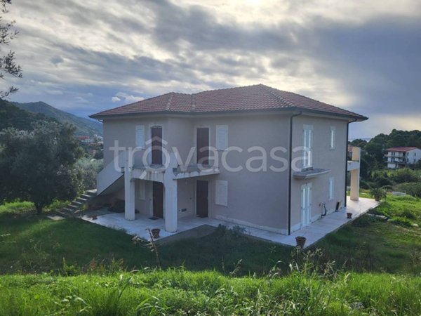 casa indipendente in vendita a Montecorice in zona Agnone