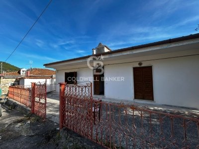 casa indipendente in vendita a Montecorice in zona Agnone