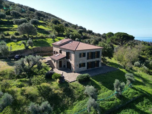 casa indipendente in vendita a Montecorice in zona Case del Conte