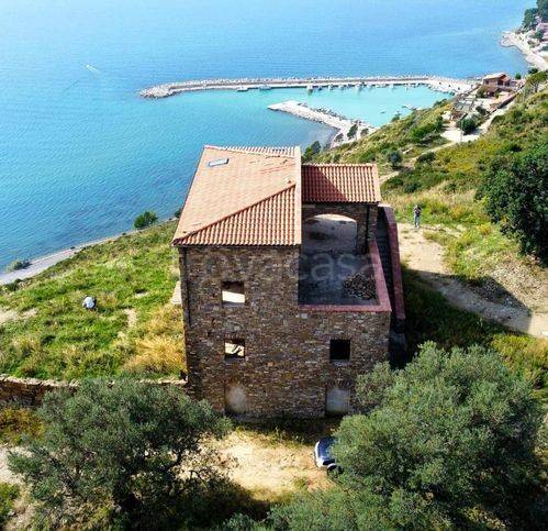 casa indipendente in vendita a Montecorice in zona Agnone