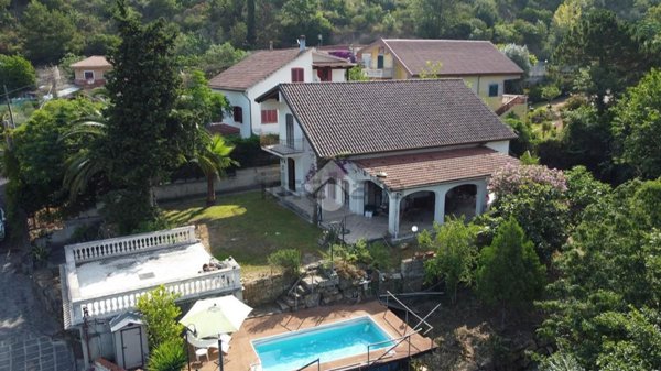 casa indipendente in vendita a Montecorice
