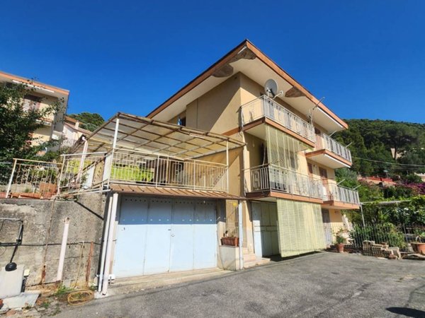 casa indipendente in vendita a Montecorice in zona Agnone