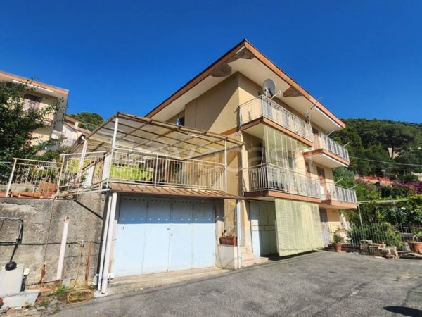 casa indipendente in vendita a Montecorice in zona Agnone