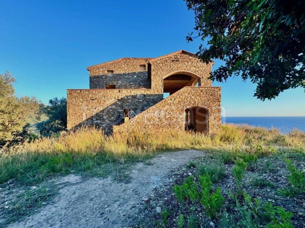 casa indipendente in vendita a Montecorice in zona Agnone