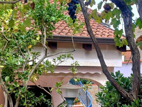 casa indipendente in vendita a Montecorice in zona Case del Conte