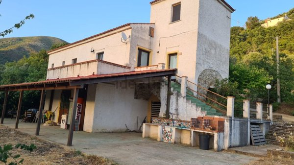 casale in vendita a Montecorice in zona Zoppi