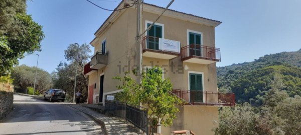 casa indipendente in vendita a Montecorice