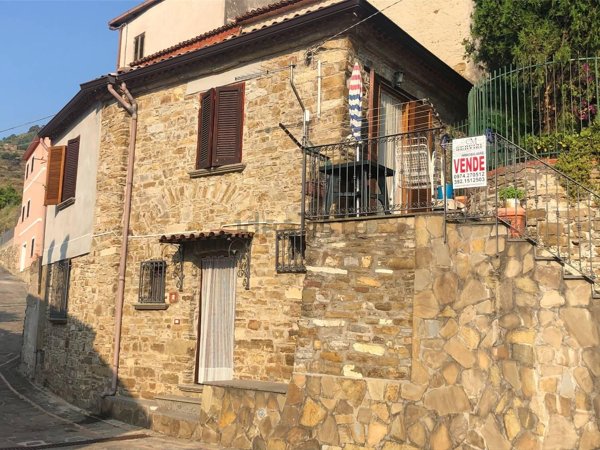 casa indipendente in vendita a Montecorice