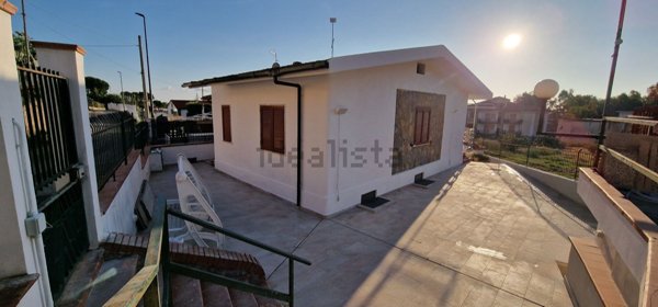 casa indipendente in vendita a Montecorice in zona Agnone