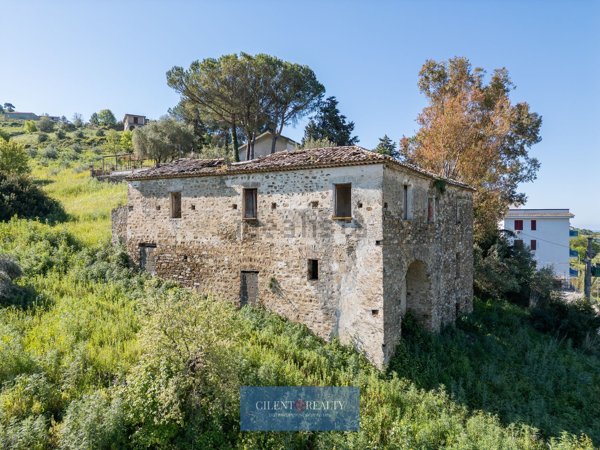 casa indipendente in vendita a Montecorice