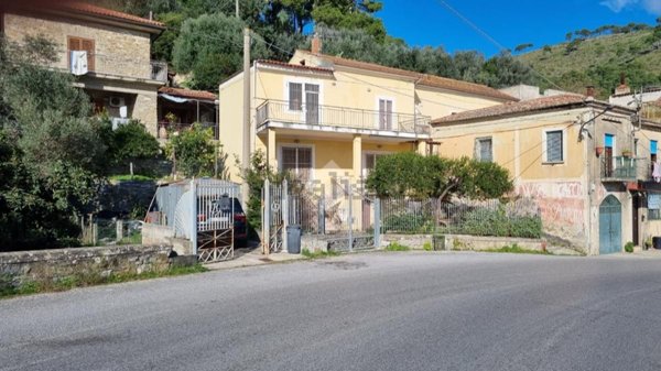 casa indipendente in vendita a Montecorice