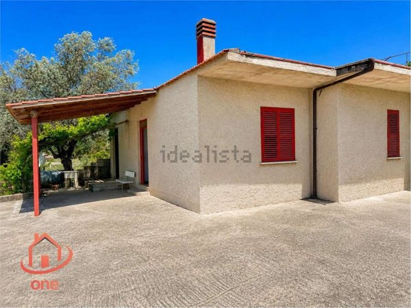 casa indipendente in vendita a Montecorice