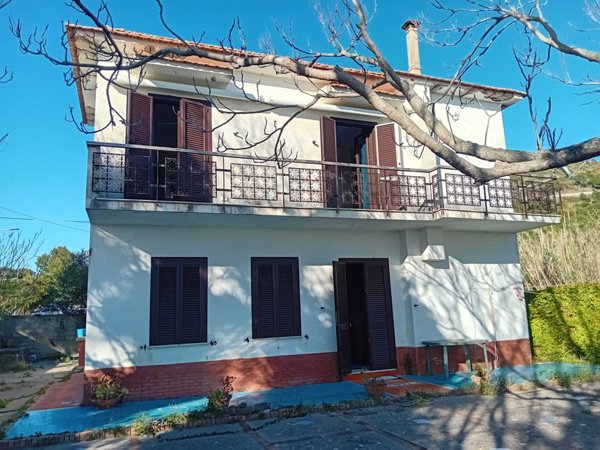 casa indipendente in vendita a Montecorice in zona Case del Conte