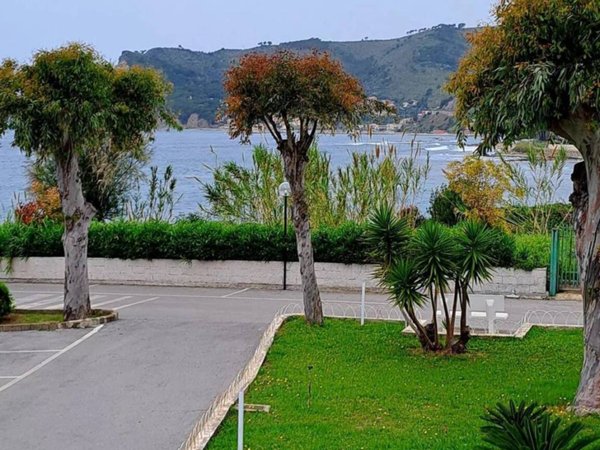 appartamento in vendita a Montecorice in zona Agnone