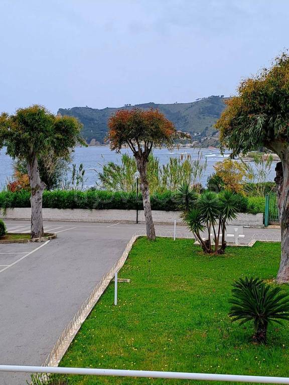 appartamento in vendita a Montecorice in zona Agnone