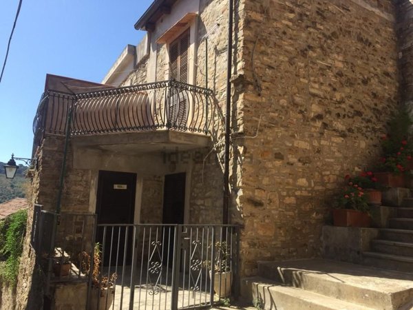 casa indipendente in vendita a Montecorice