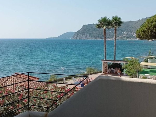 appartamento in vendita a Montecorice in zona Agnone